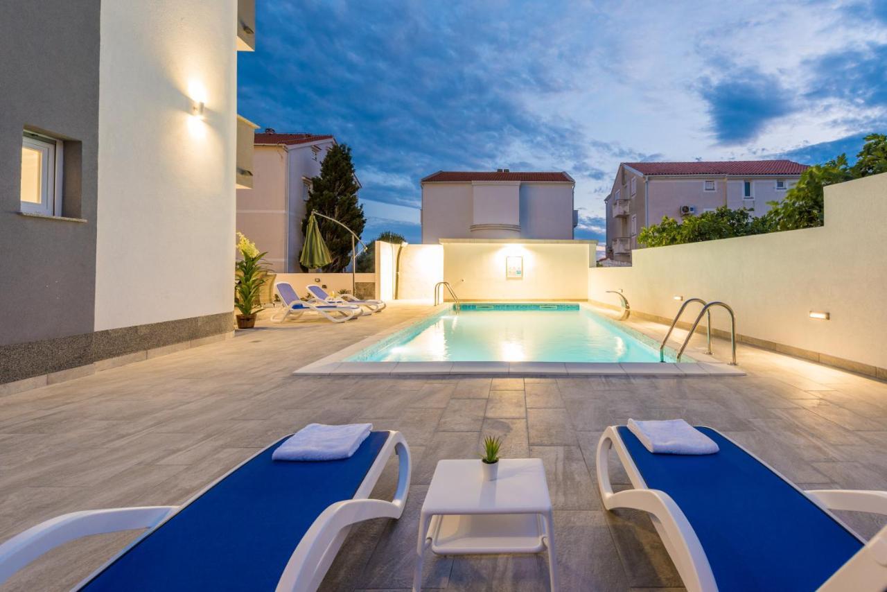 Villa Jana Luxury Apartments Novaglia Esterno foto