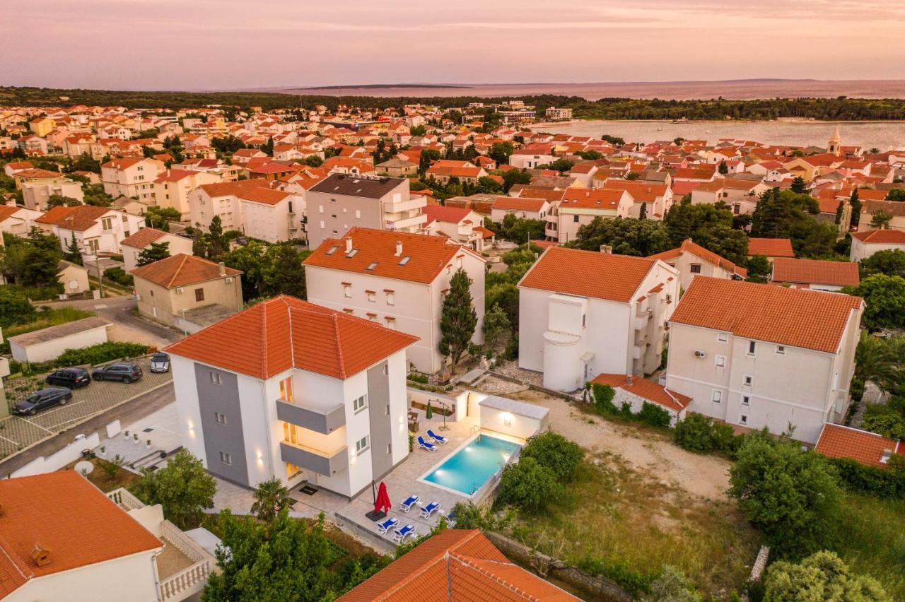 Villa Jana Luxury Apartments Novaglia Esterno foto
