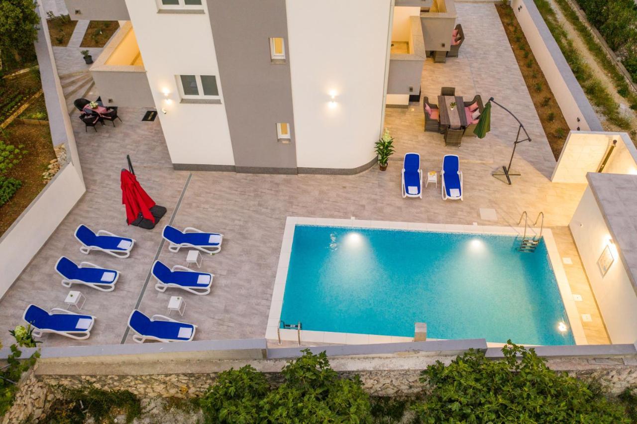 Villa Jana Luxury Apartments Novaglia Esterno foto