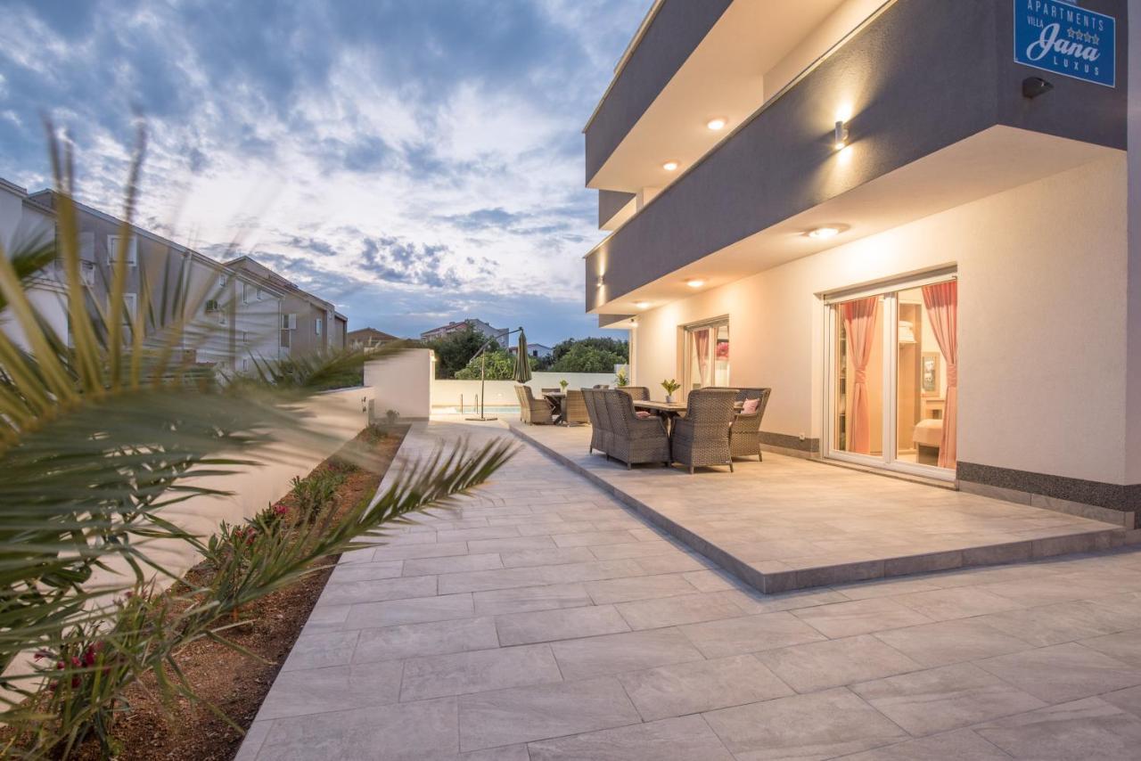 Villa Jana Luxury Apartments Novaglia Esterno foto
