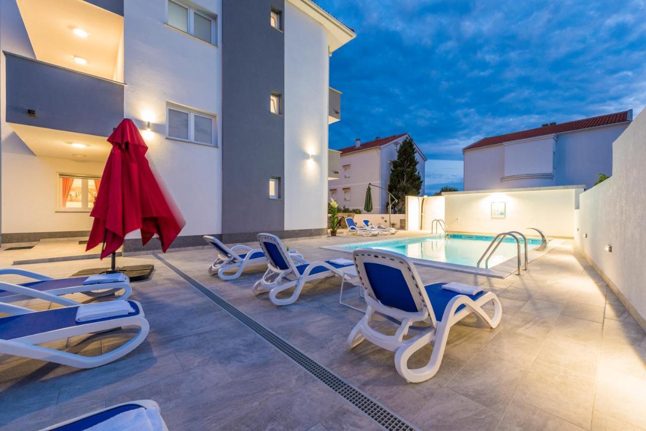 Villa Jana Luxury Apartments Novaglia Esterno foto