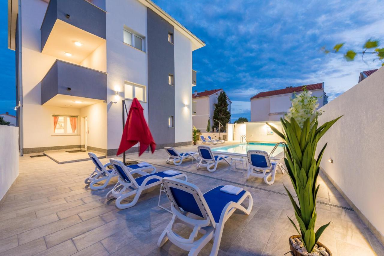 Villa Jana Luxury Apartments Novaglia Esterno foto