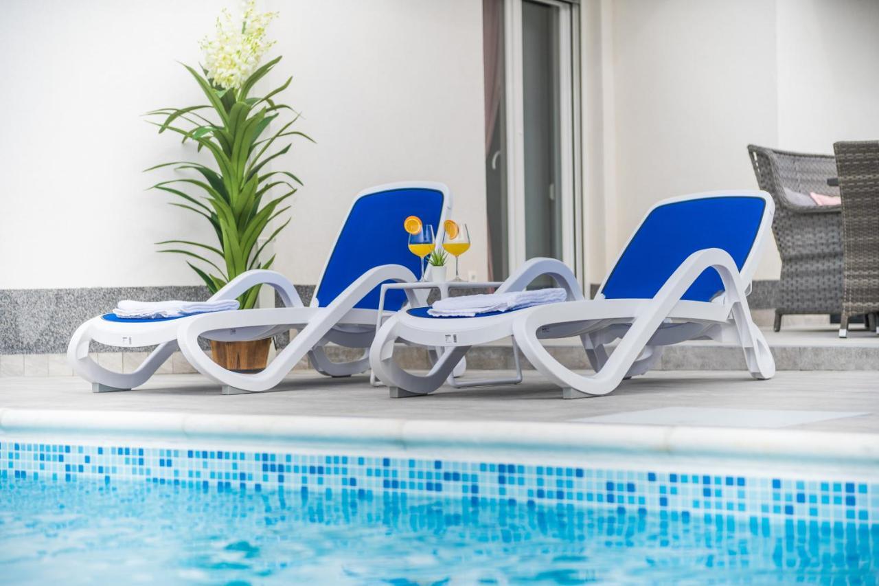 Villa Jana Luxury Apartments Novaglia Esterno foto