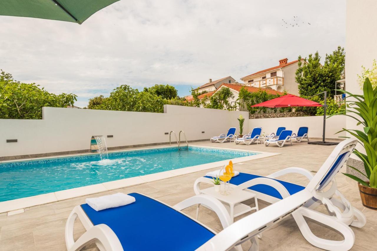 Villa Jana Luxury Apartments Novaglia Esterno foto