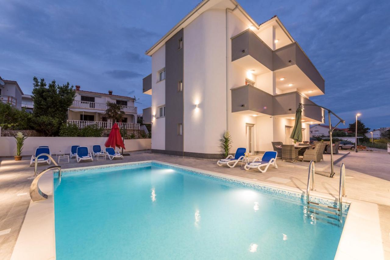 Villa Jana Luxury Apartments Novaglia Esterno foto