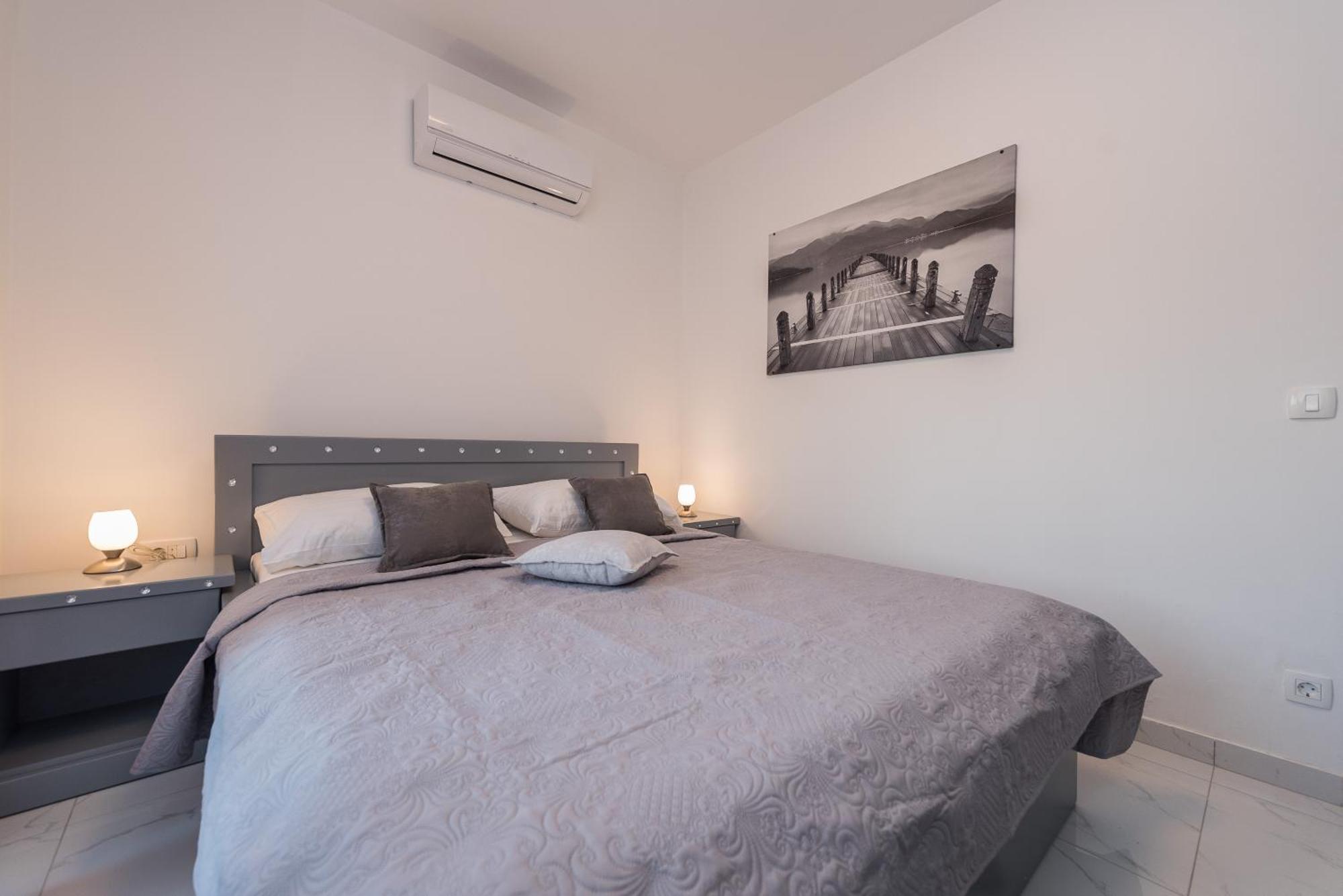 Villa Jana Luxury Apartments Novaglia Camera foto