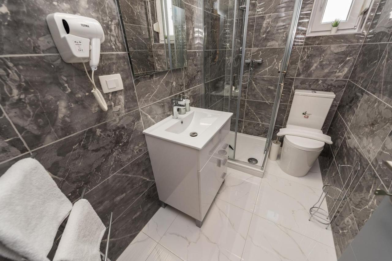 Villa Jana Luxury Apartments Novaglia Esterno foto